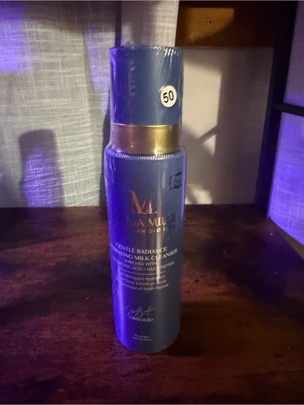 Gentle Radiance Hydrating Milk Cleanser - Blue